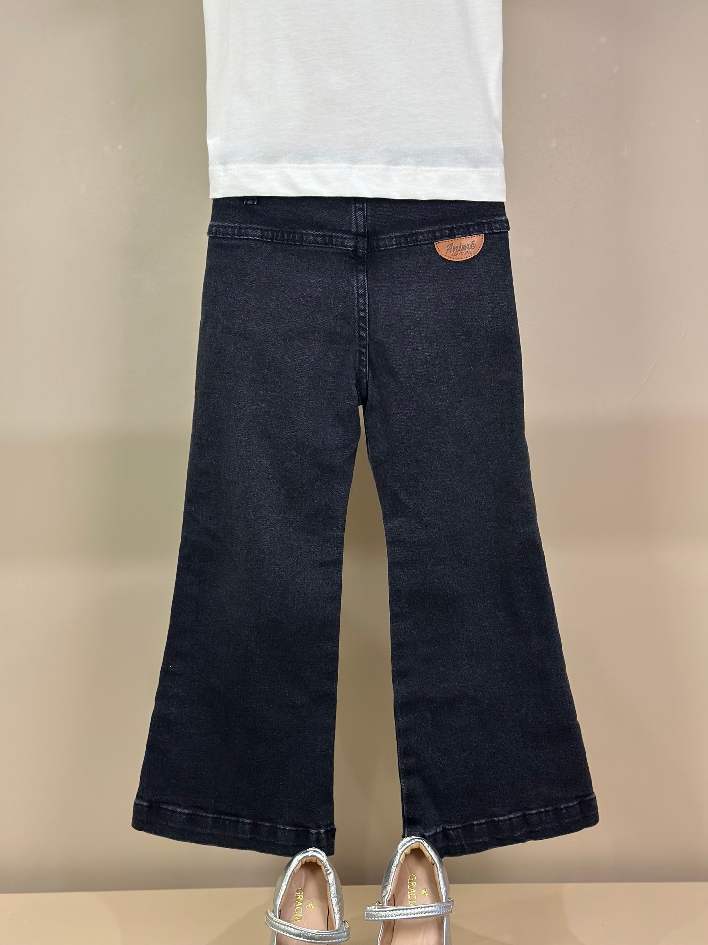 Conjunto Infantil Blusa Minnie Verde Melão Pérola e Calça Jeans Preta - Animê