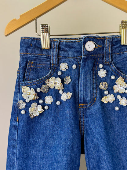 Calça Infantil Bordada Flores Brancas Jeans - Luluzinha