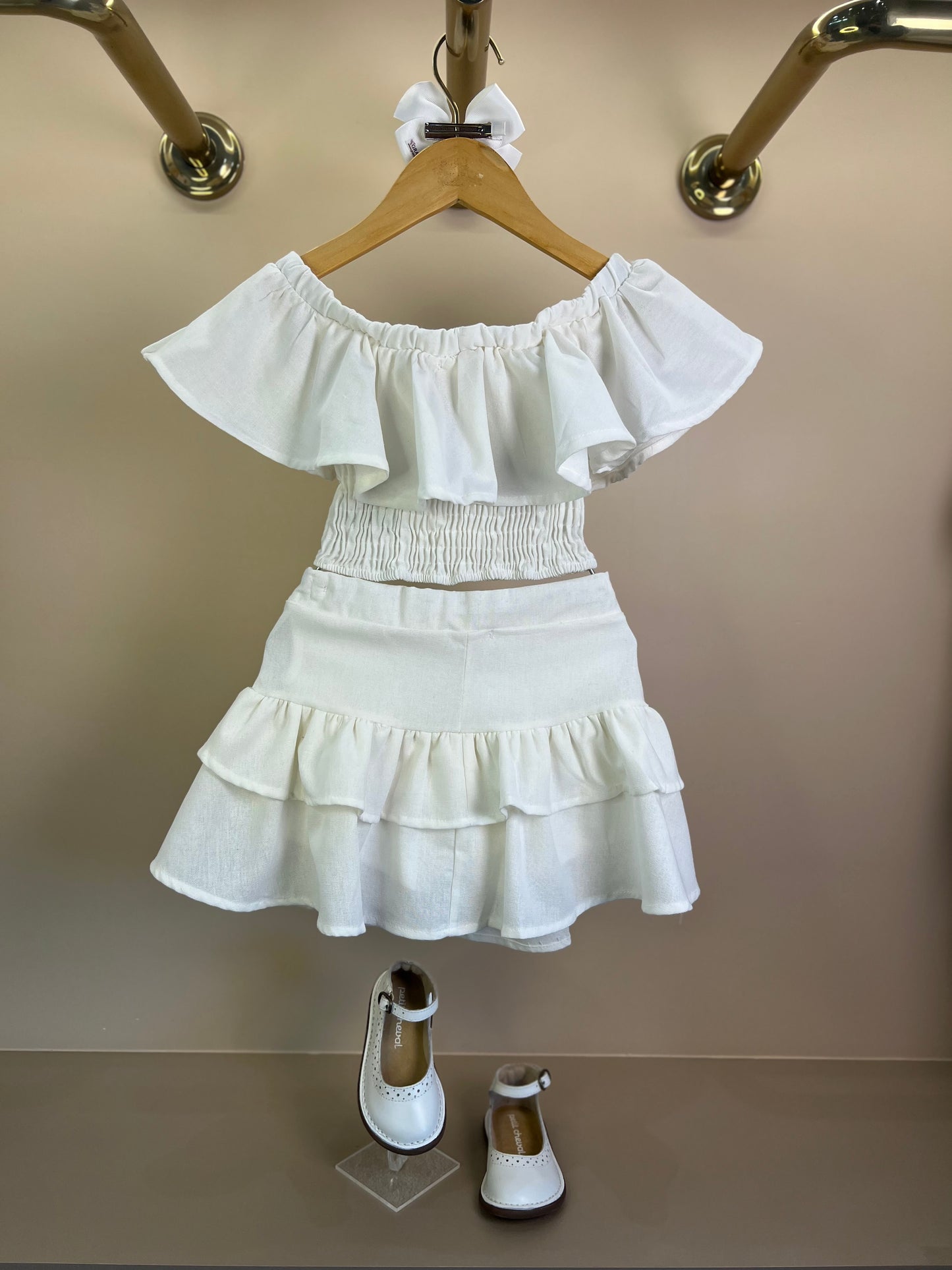 Conjunto Infantil Linho Blusa e Saia Cinto Pérolas e Coração - Luluzinha