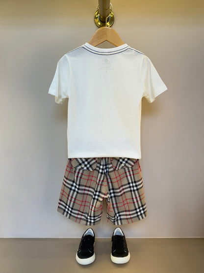 Conjunto Infantil Camiseta Urso e Bermuda Xadrez - Um Mais Um