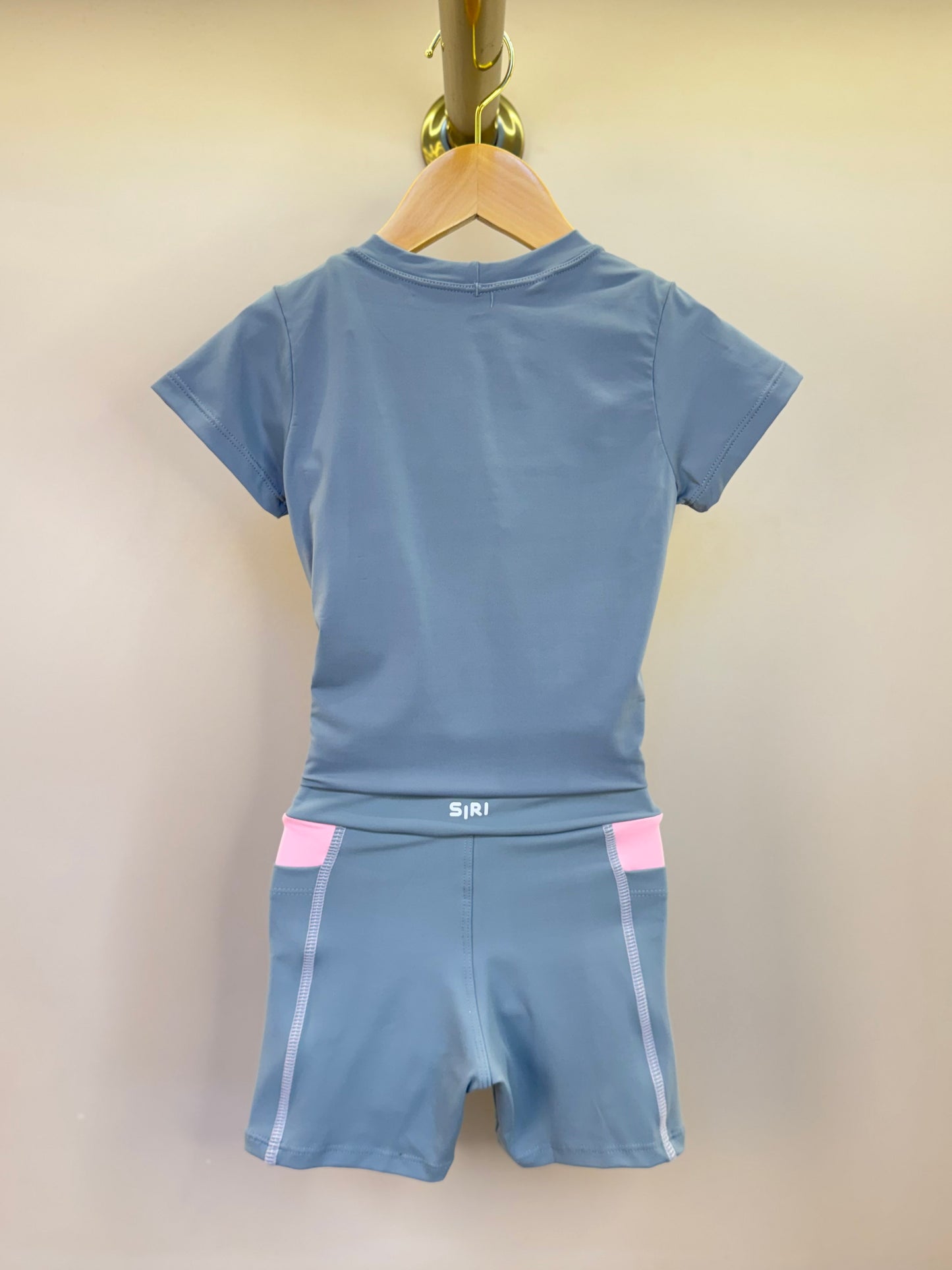 Conjunto Infantil Blusa Maria Cloud Ballet Cinza e Bermuda Sara Ballet Cinza - Siri Sport