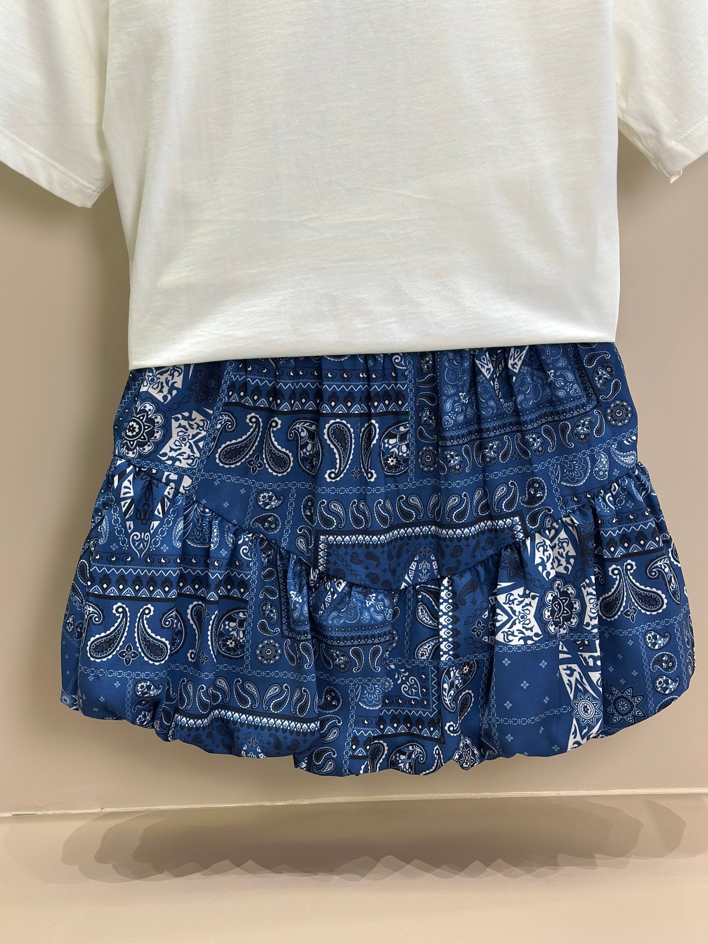 Conjunto Teen Camiseta Over e Saia Balonê Paisley Jeans - Two In