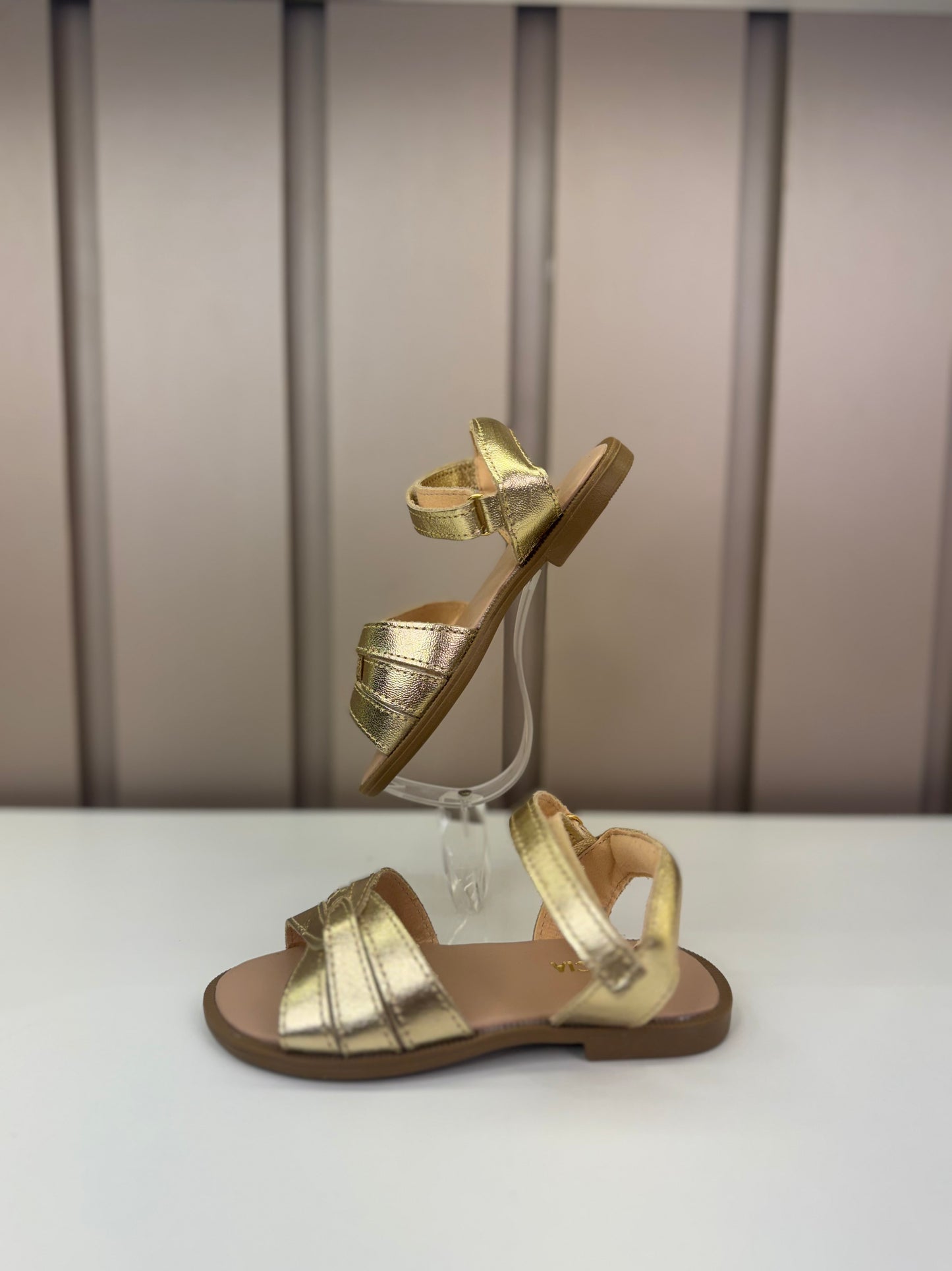 Sandália Infantil Trançada Dourada - Gracia