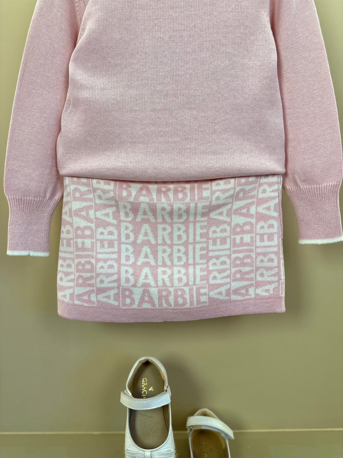 Conjunto Infantil Tricot Blusa Barbie Strass e Saia Jacquard Barbie Patches Sugar Rose - Pituchinhus