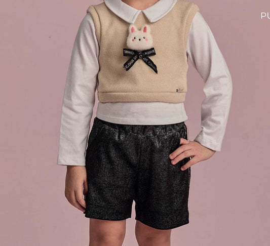 Conjunto Infantil Short  Preto Com Brilho E Pullover Tricot Com Falsa Camisa Bege- Gabriela Aquarela