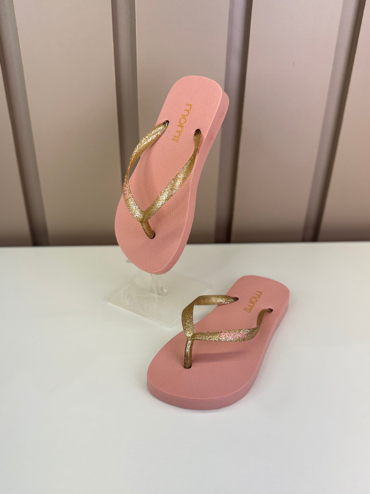 Chinelo Infantil Flip Rosa Neon - Momi