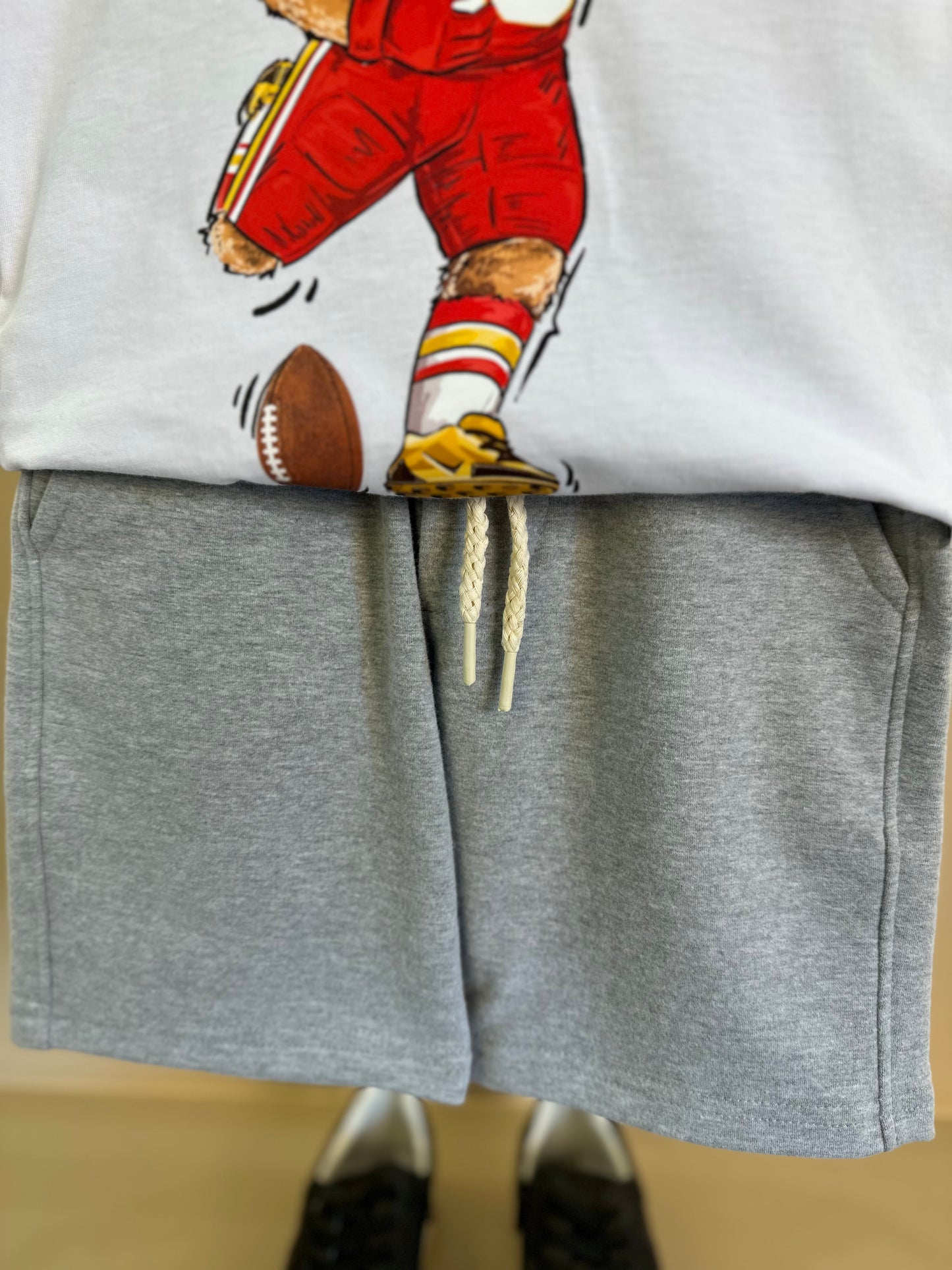 Conjunto Infantil Camiseta Algodão Teddy Kansas City Chiefs NFL e Bermuda Moletom Básica Cinza - Dame