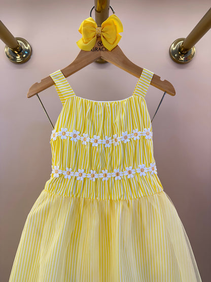 Vestido Listrado Com Tule e Aplicação de Flores - Momi