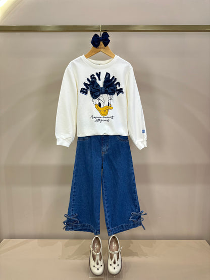 Conjunto Infantil Feminino Casaco Daisy Laço Off White com Calça Jeans Reta Laços Jeans Casual - Momi