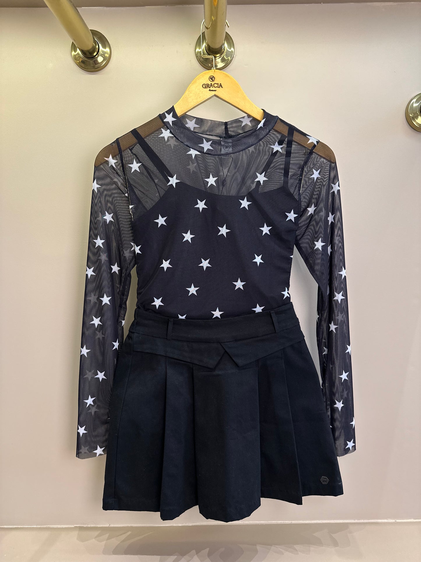 Conjunto Teen Blusa ML Tule Estrelas e Saia Sarja com Pregas Preta - Two In