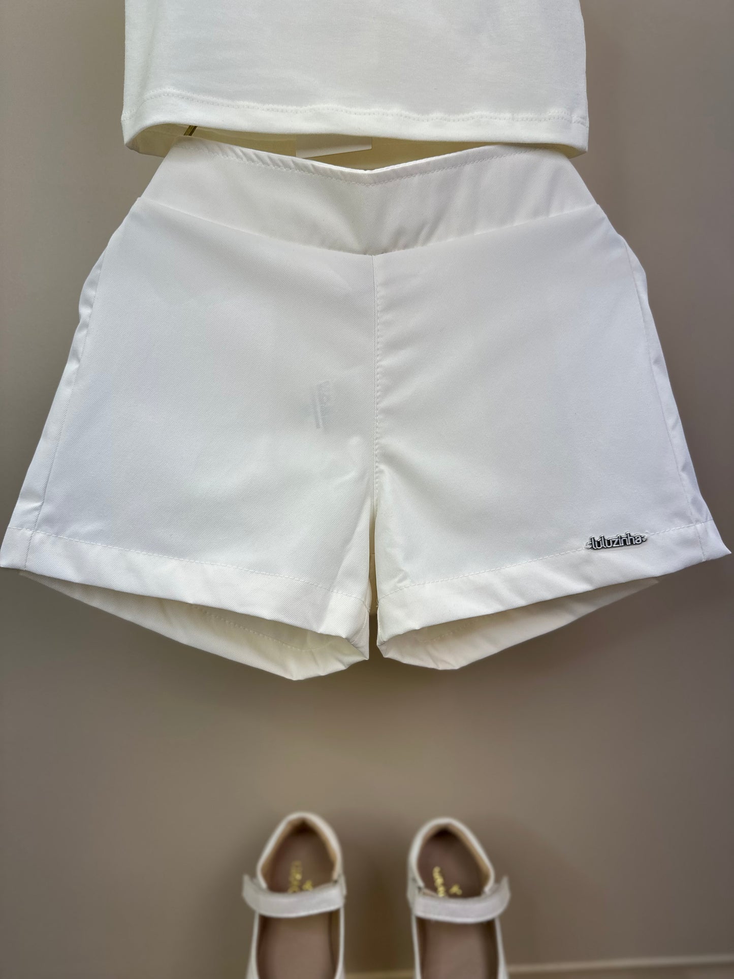 Conjunto Infantil Camisa Laise 3D com Barrado e Shorts Alfaiataria - Luluzinha