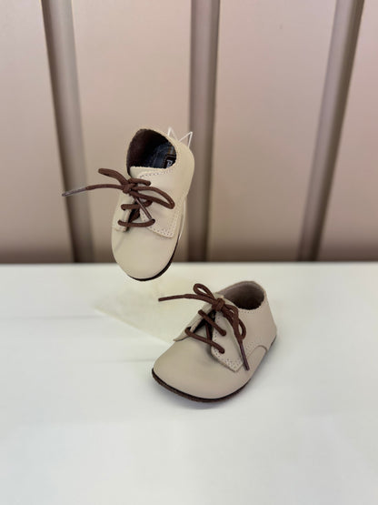 Sapato Bebê Balão Couro Areia - Petit Cheval