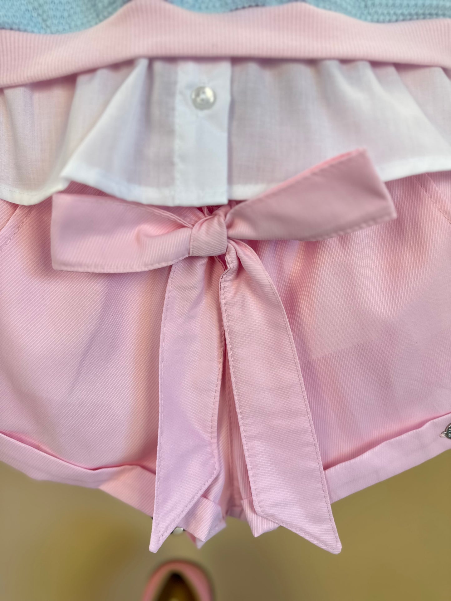Conjunto Infantil Blusa ML com Tricot Azul Ursinho Cristal e Shorst Rosa - Gabriela Aquarela