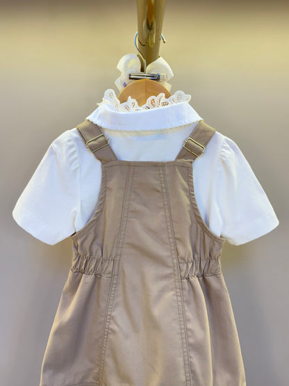 Salopete Infantil Sarja Bege com Camisa Gola Rendada Off White - Animê Petite