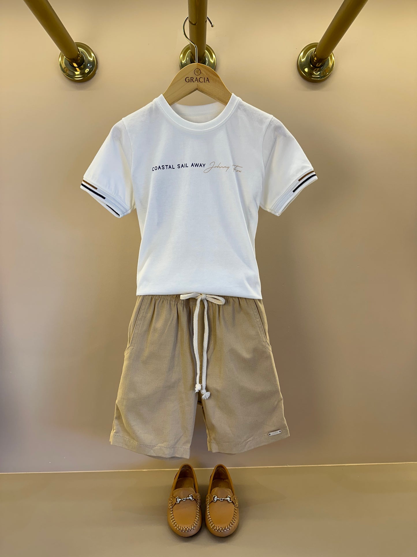 Conjunto Infantil Camiseta  Algodão Coast  e Bermuda Bege - Little Johnny