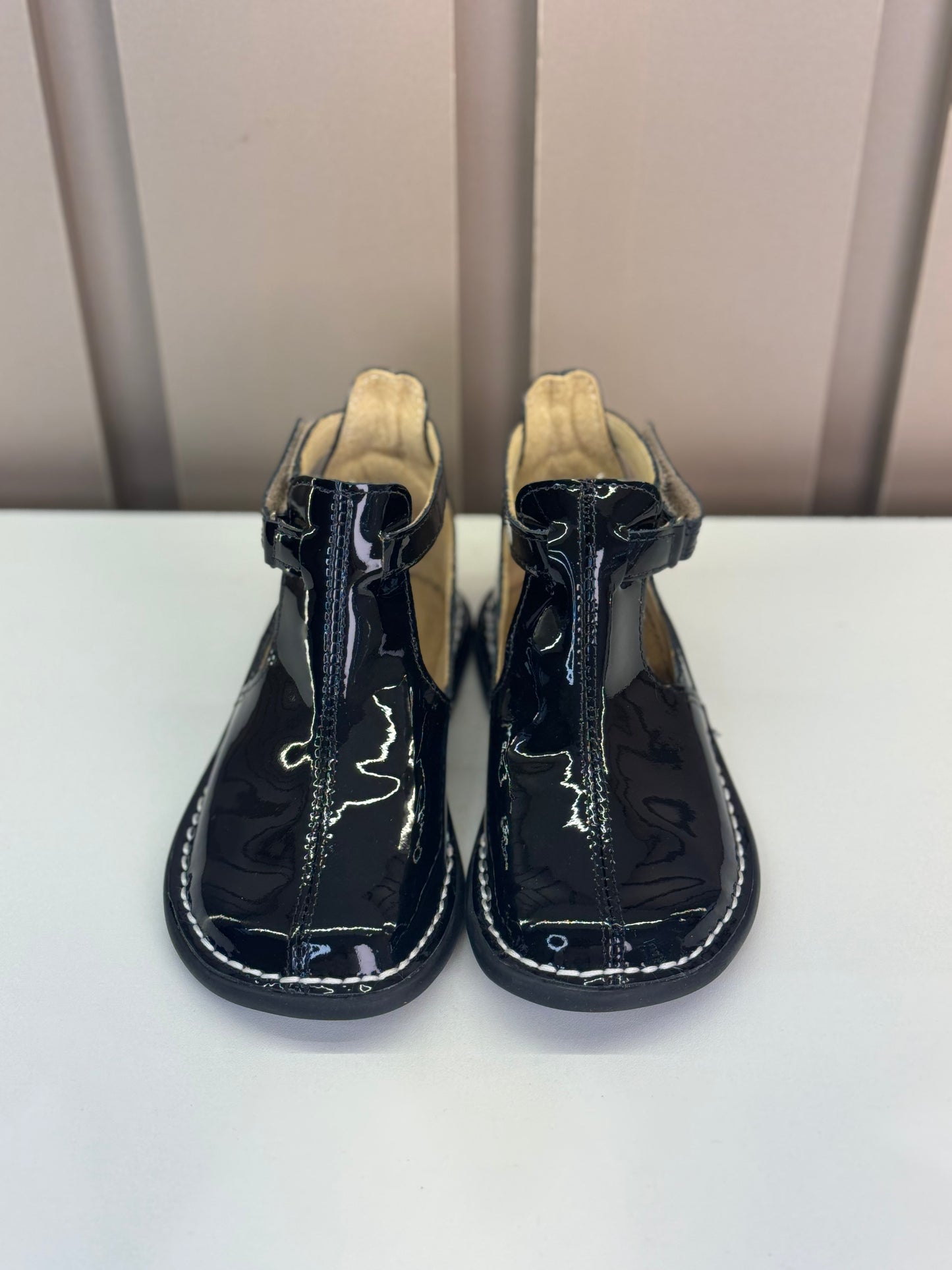 Bota Infantil Meia-Lua Verniz Noir - Petit Cheval