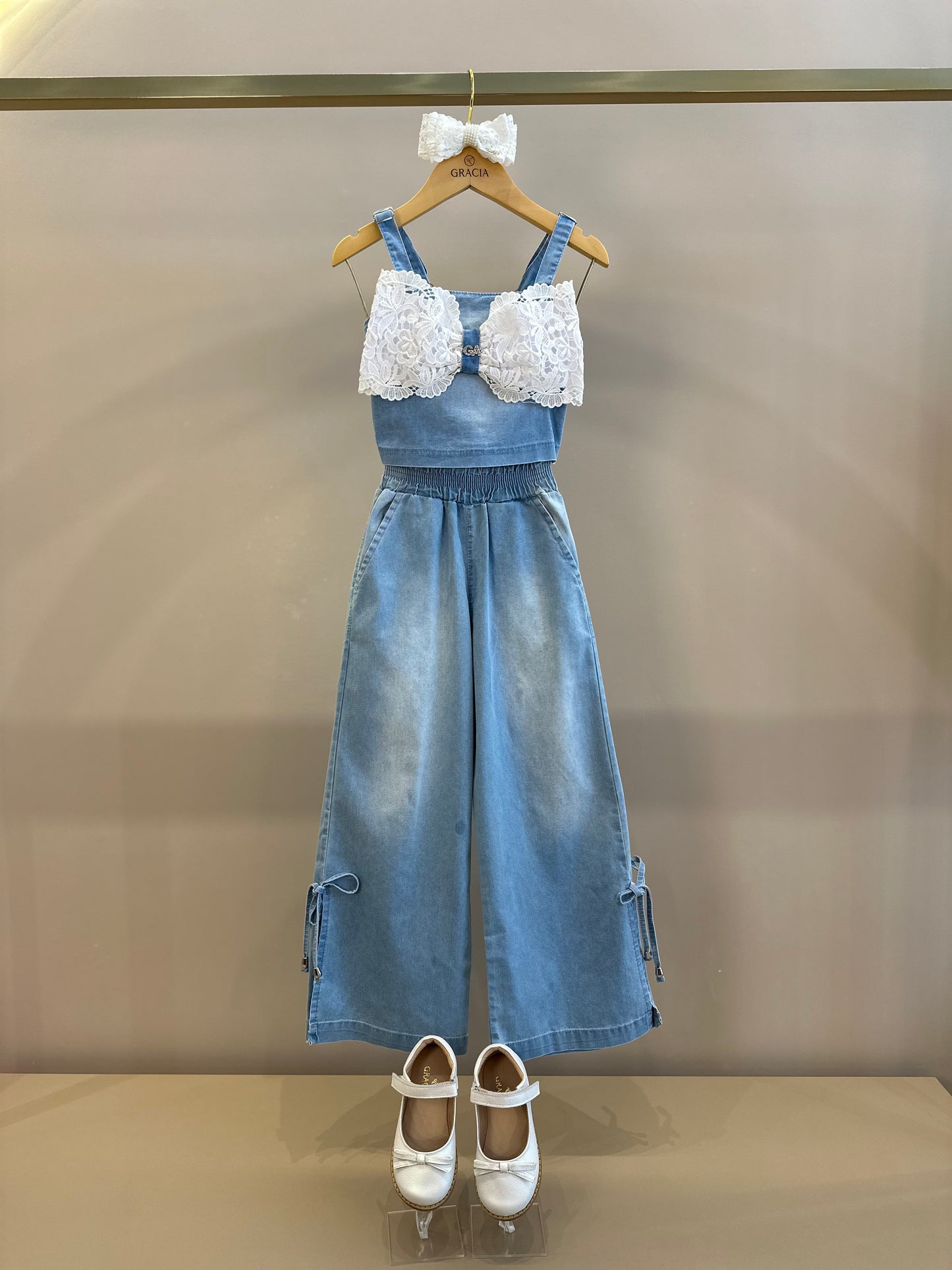 Conjunto Infantil Cropped Maxi Laço Renda e Calça Wide Jeans - Gabriela Aquarela