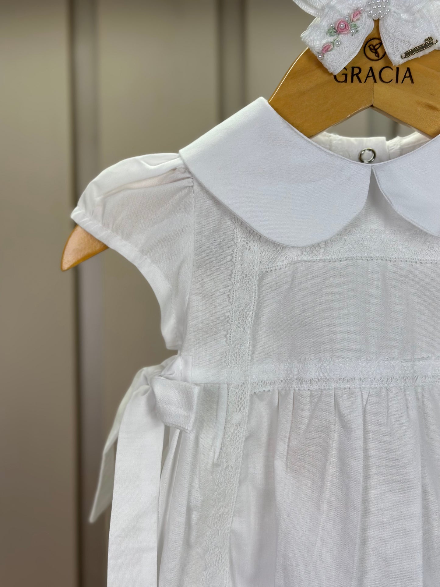 Romper Bebê Fofinho Algodão Manga Princesa Rendas Branco - Um Mais Um