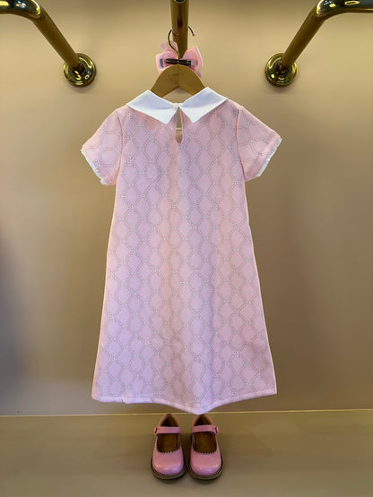 Vestido infantil Monograma Rosa com Gola Lacinho - Infanti