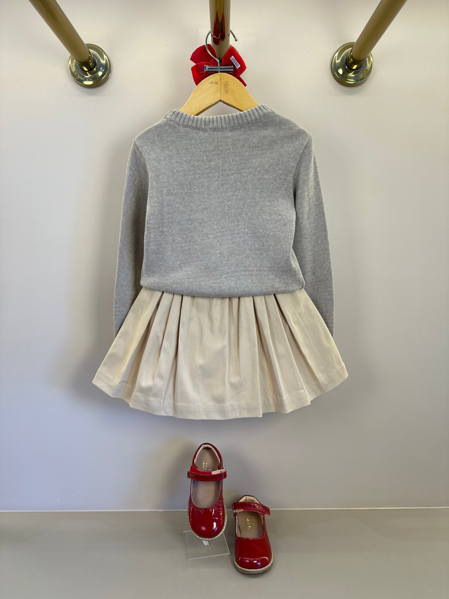Saia-shorts Infantil Sarja Pregas Cós Tricot Bege - Um Mais Um
