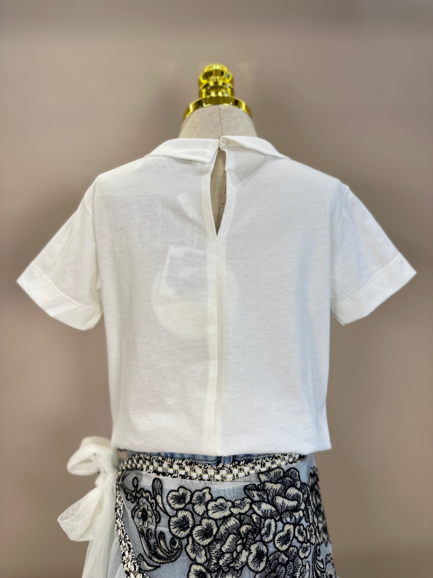 Conjunto Infantil Blusa Golinha Gravata Strass Pérola e Calça Jeans Lenço Bordado - Animê