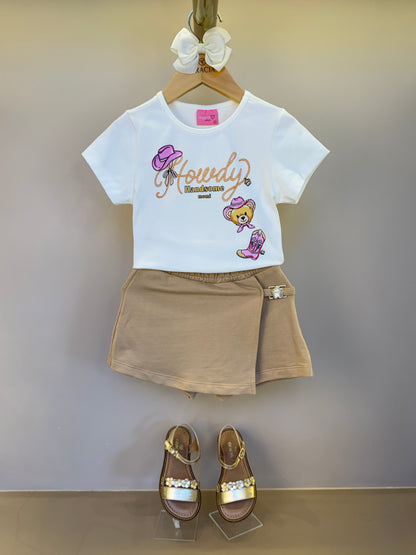 Conjunto Infantil Blusa de Ursinha Cowgirl e Shorts Moletom Bege - Momi