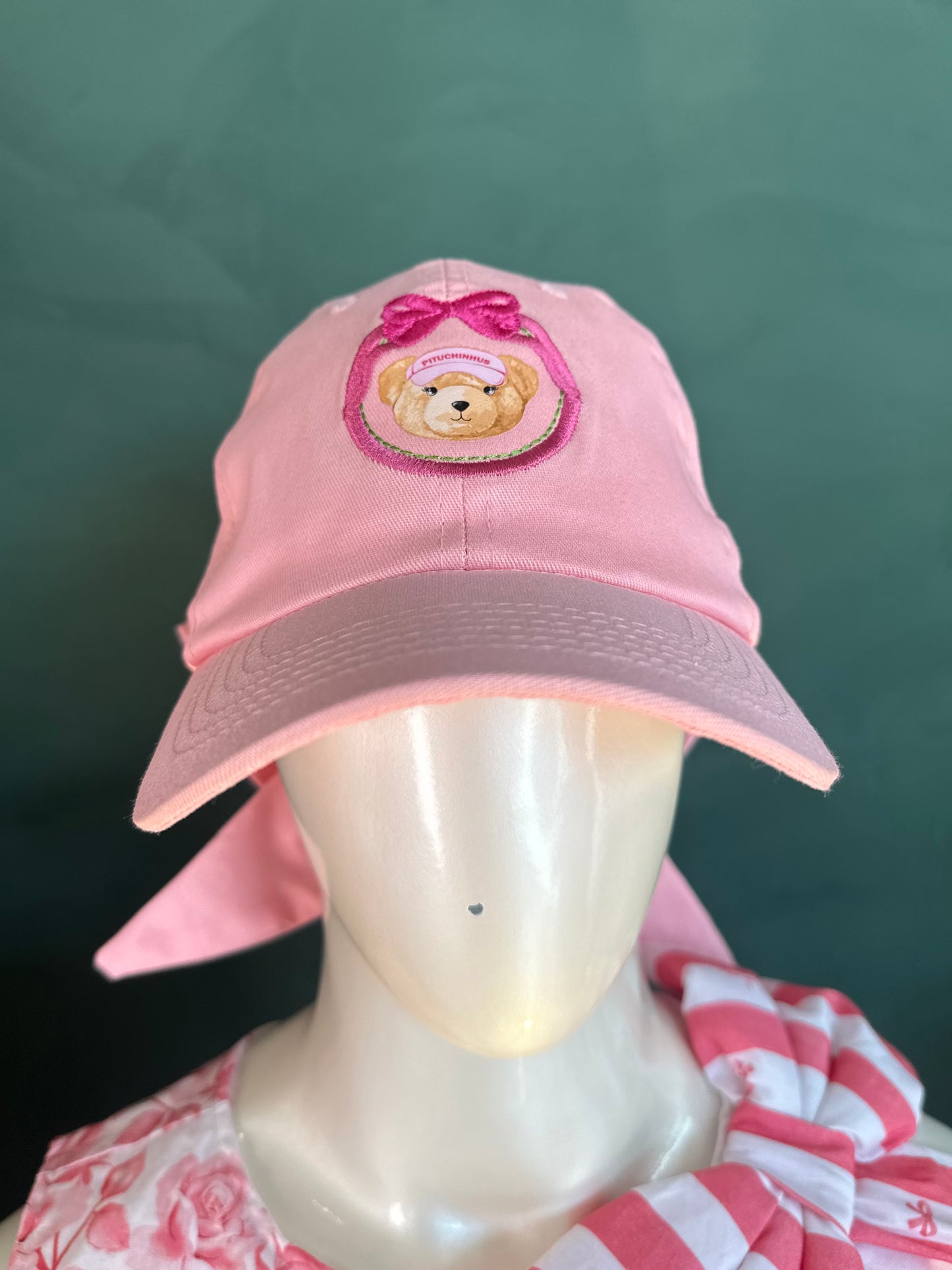 Boné Infantil Bordado Ursa Tenista Laço Puffer - Pituchinhus