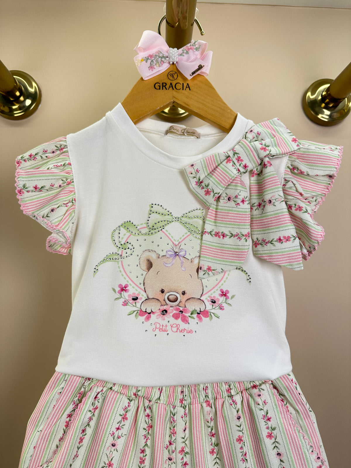 Conjunto Infantil Blusa Ursinha Laço Lateral e Shorts Linho - Petit Cherie