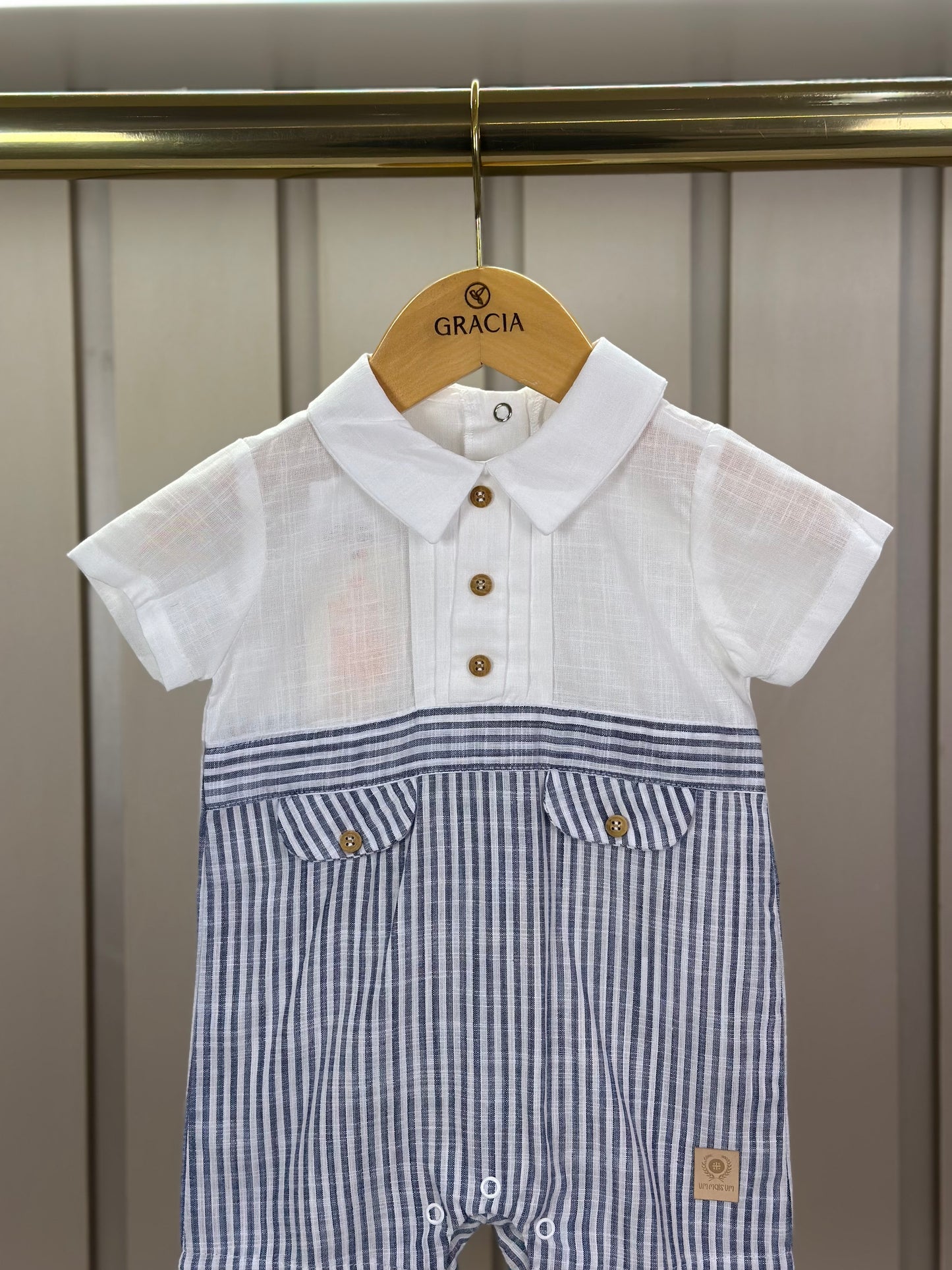 Romper Bebê Camisaria Algodão Cambraia e Fio Tinto Gola e Lapela Marinho - Um Mais Um