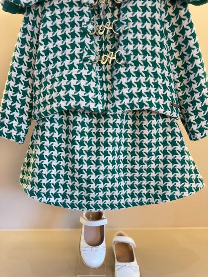 Conjunto Infantil Trio Casaco Tweed Xadrez, Camisa Gola Babados Rendas e Saia Tweed Xadrez - Animê