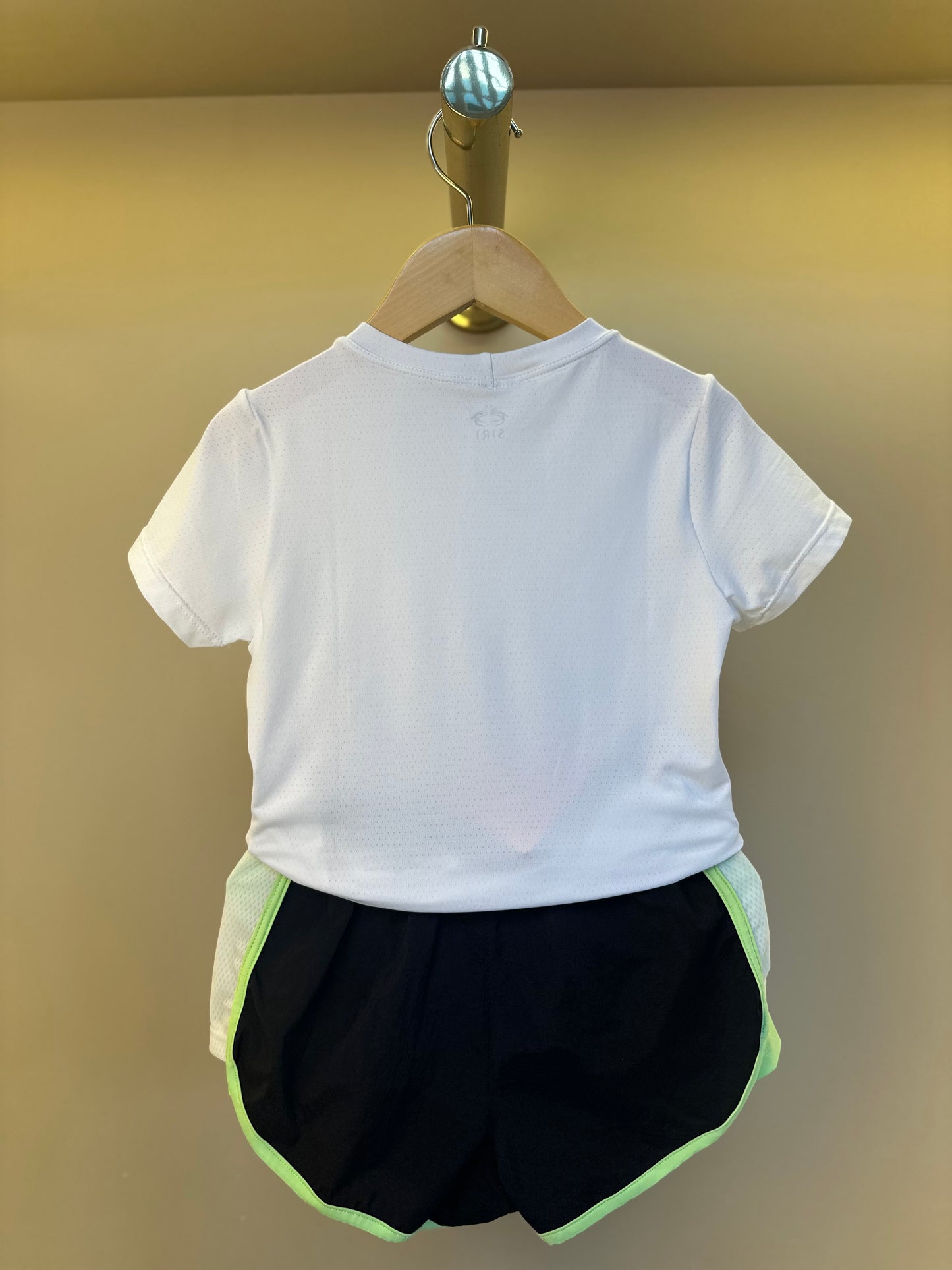 Conjunto Infantil Blusa Maria New Trip e Short Lorena Eclética Conexão - Siri Sport