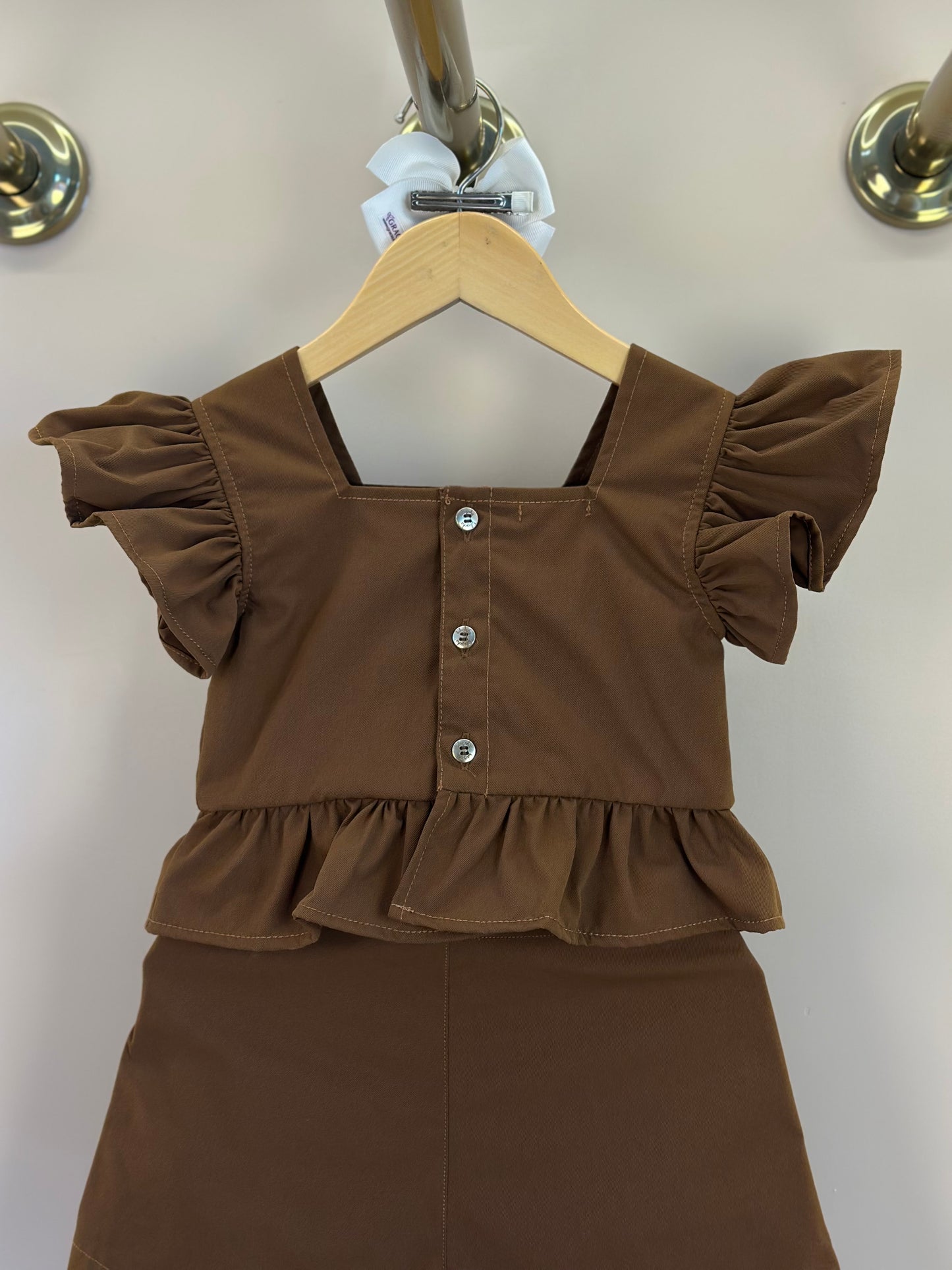 Conjunto Infantil Blusa e Shorts  Sarja Bordado Manual Marrom - Luluzinha
