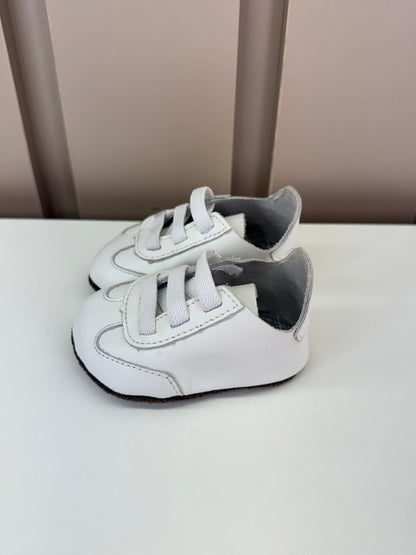 Sapato Bebê Couro Bola Branco - Petit Cheval
