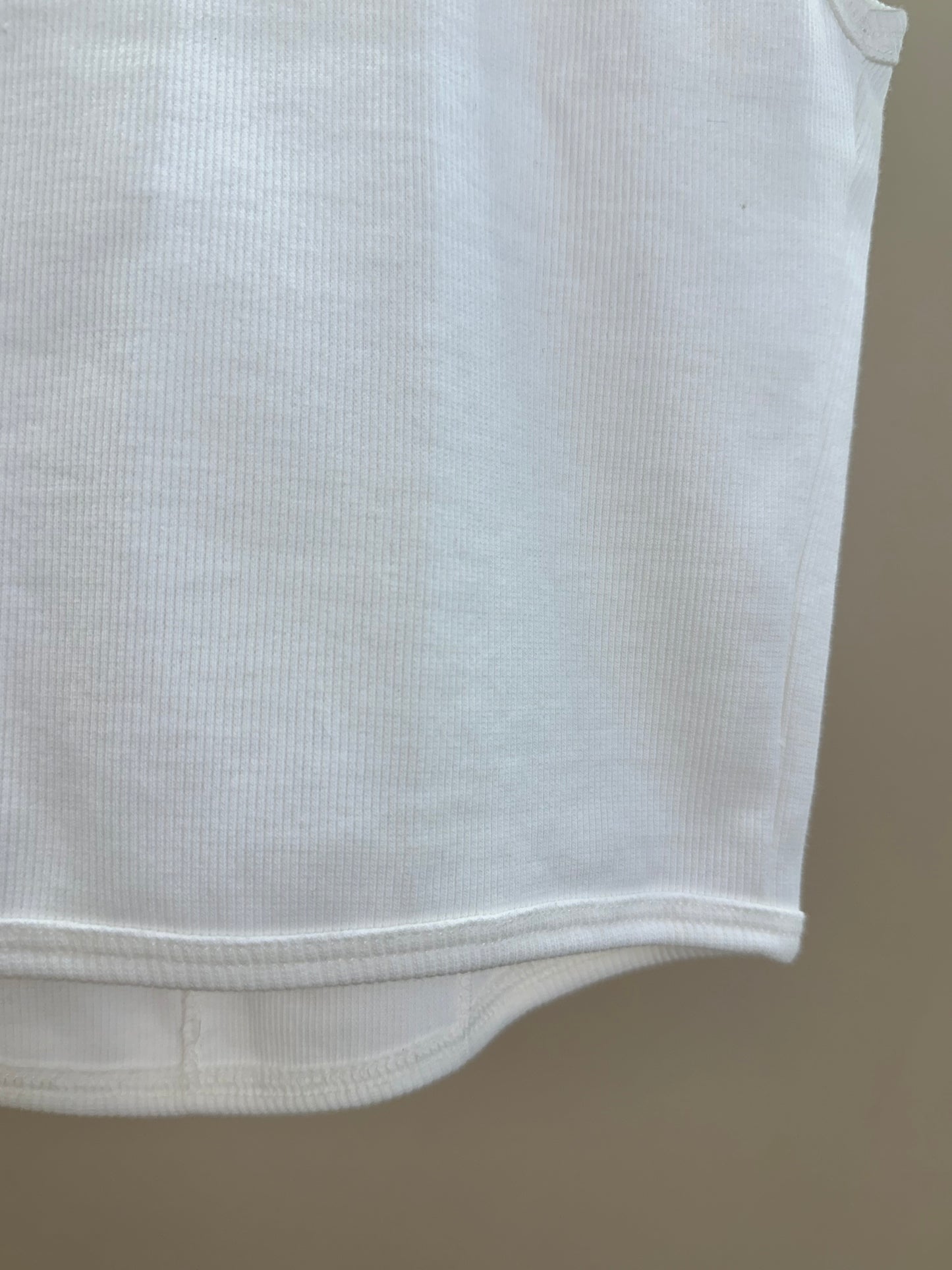 Blusa Teen Cropped Off White e Preto - Vanilla Cream
