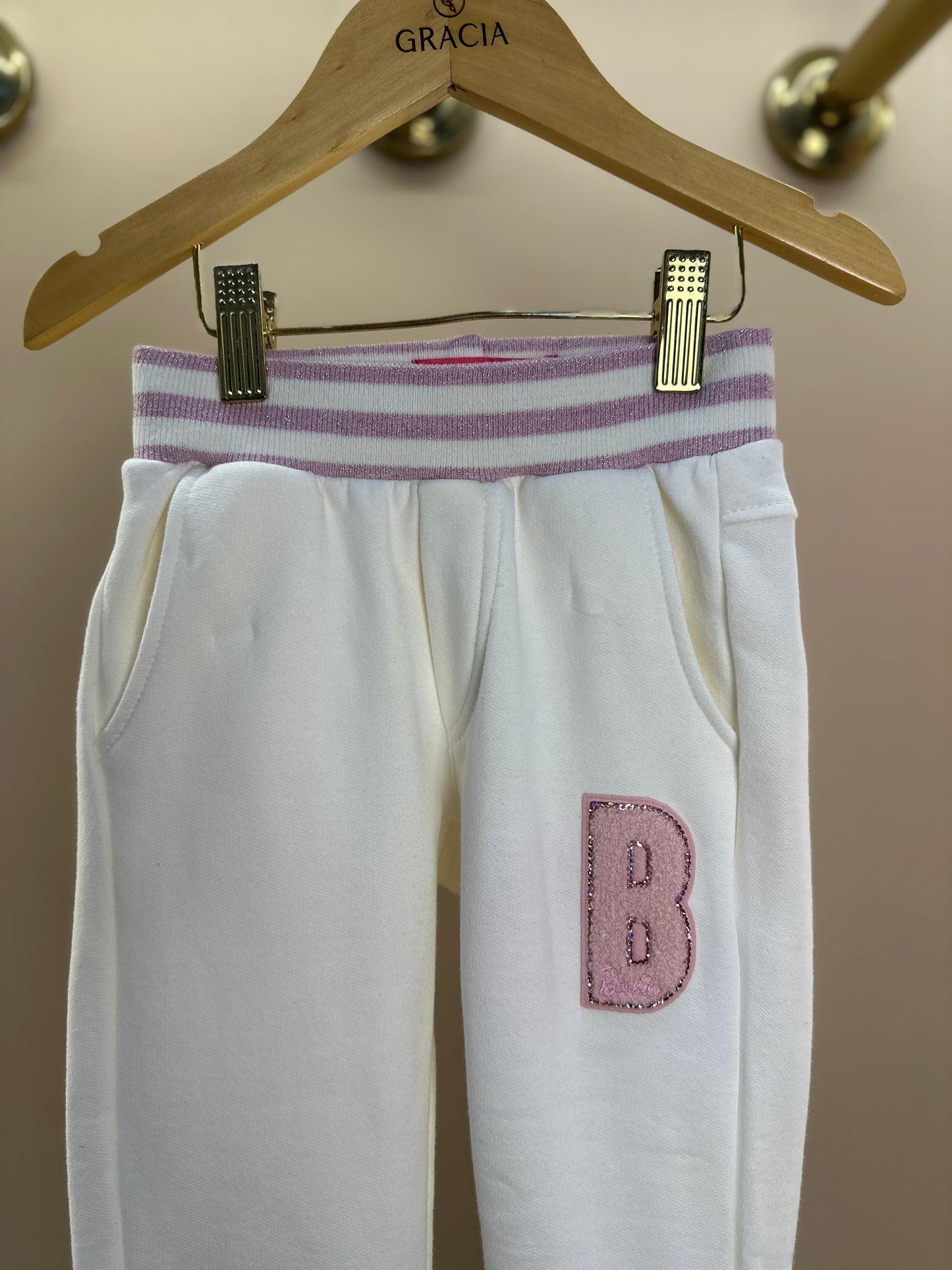 Calça Moletom Infantil Jogging  Patche Barbie Off White - Pituchinhus