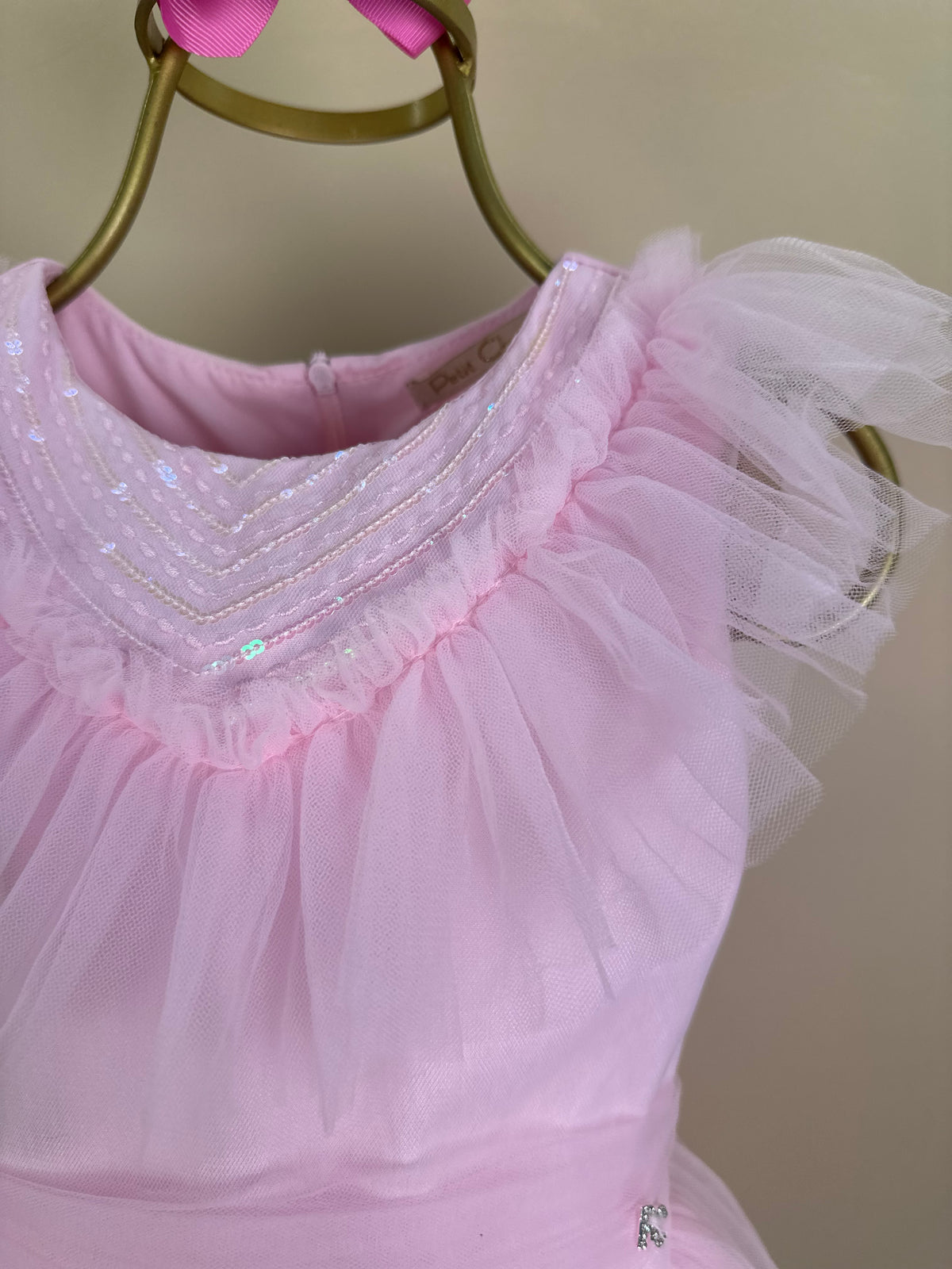 Vestido Infantil Gola Bordada Em Tule Rosa - Petit Cherie