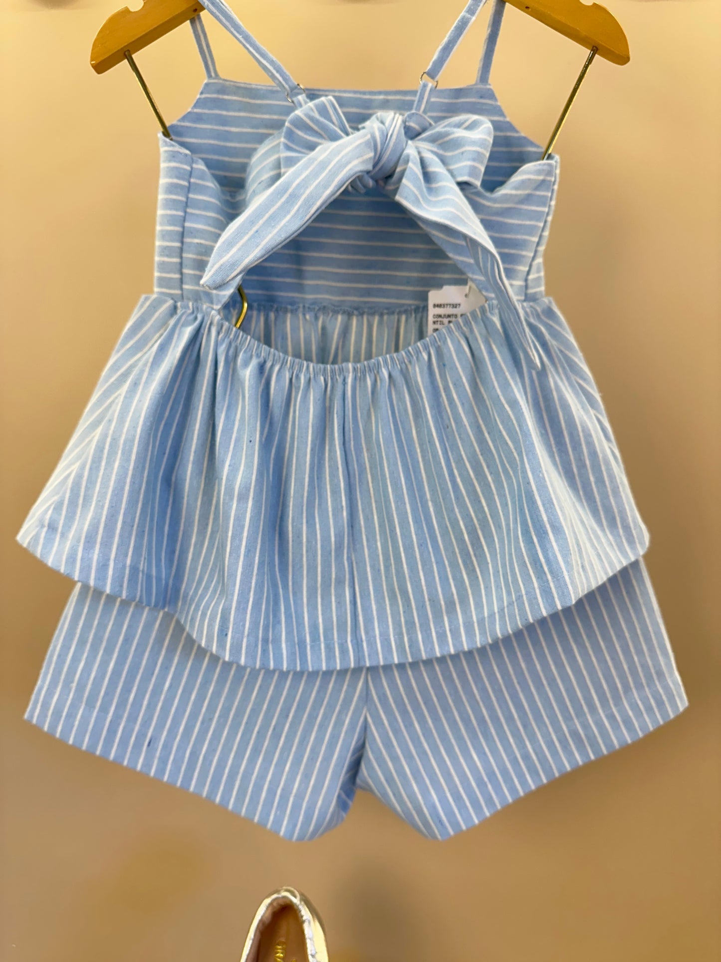 Conjunto Infantil Blusa Alças Com Regulador e Shorts Com Cós