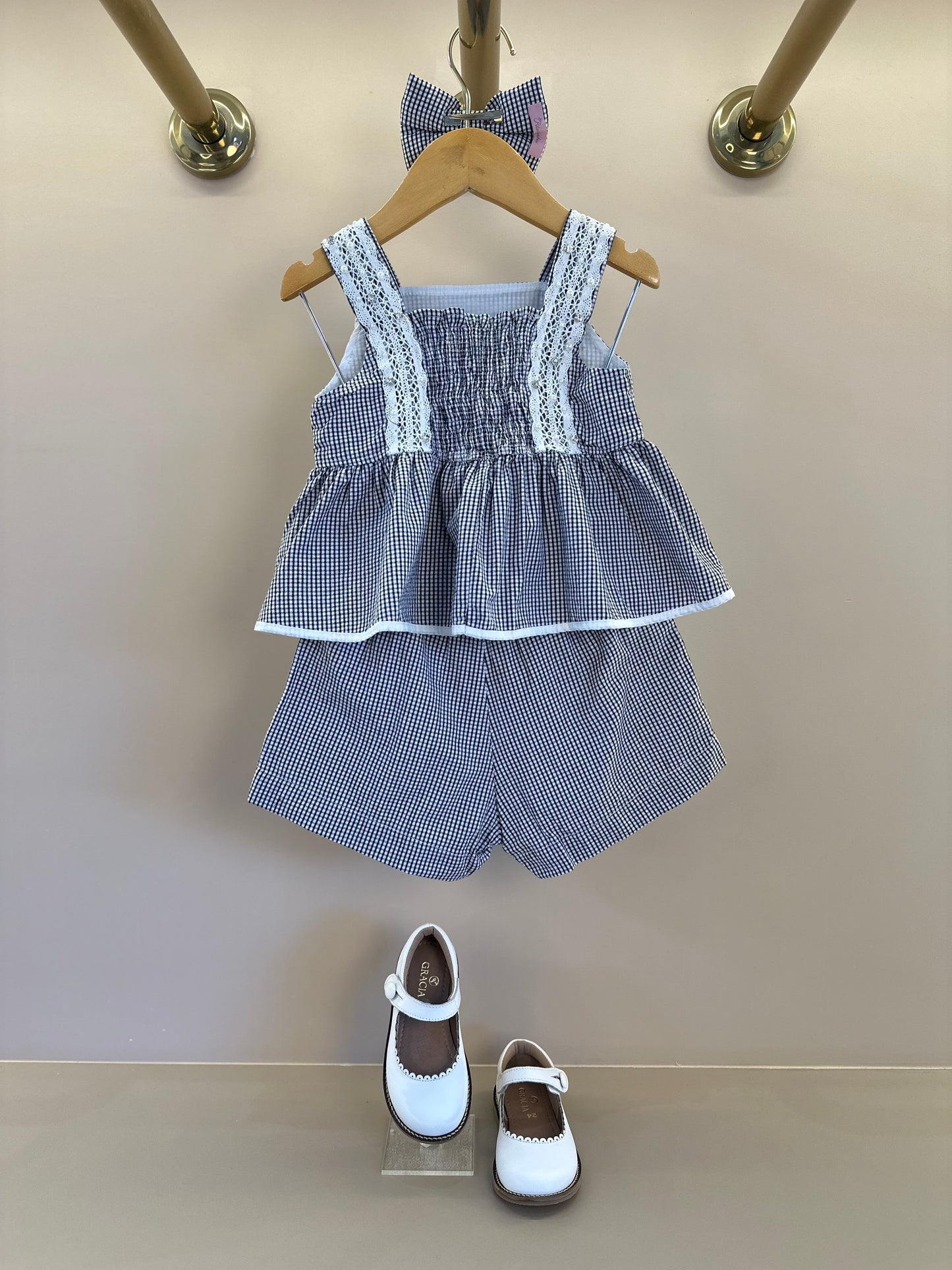 Conjunto Infantil Algodão Blusa Xadrez Renda Bordada e Shorts Xadrez Bordado e Renda - Pituchinhus