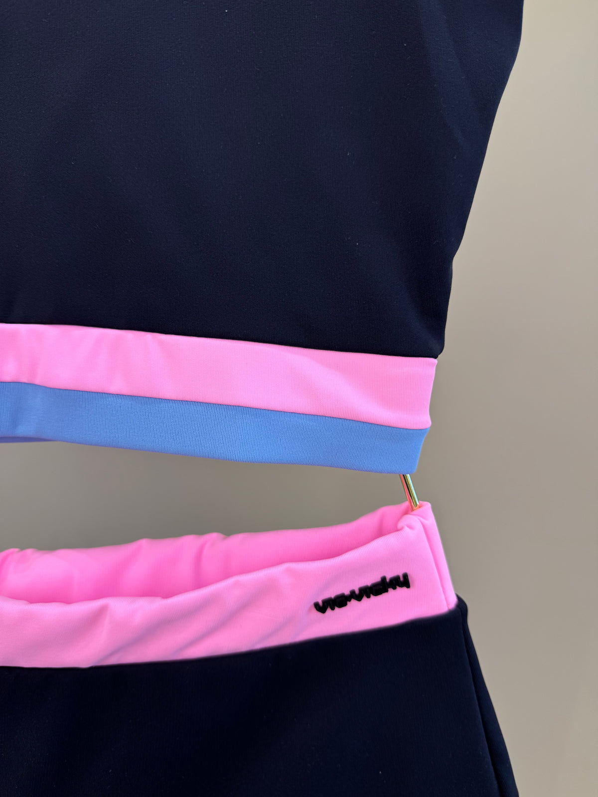 Conjunto Teen Top Cropped e Short-Saia - Vic Vick