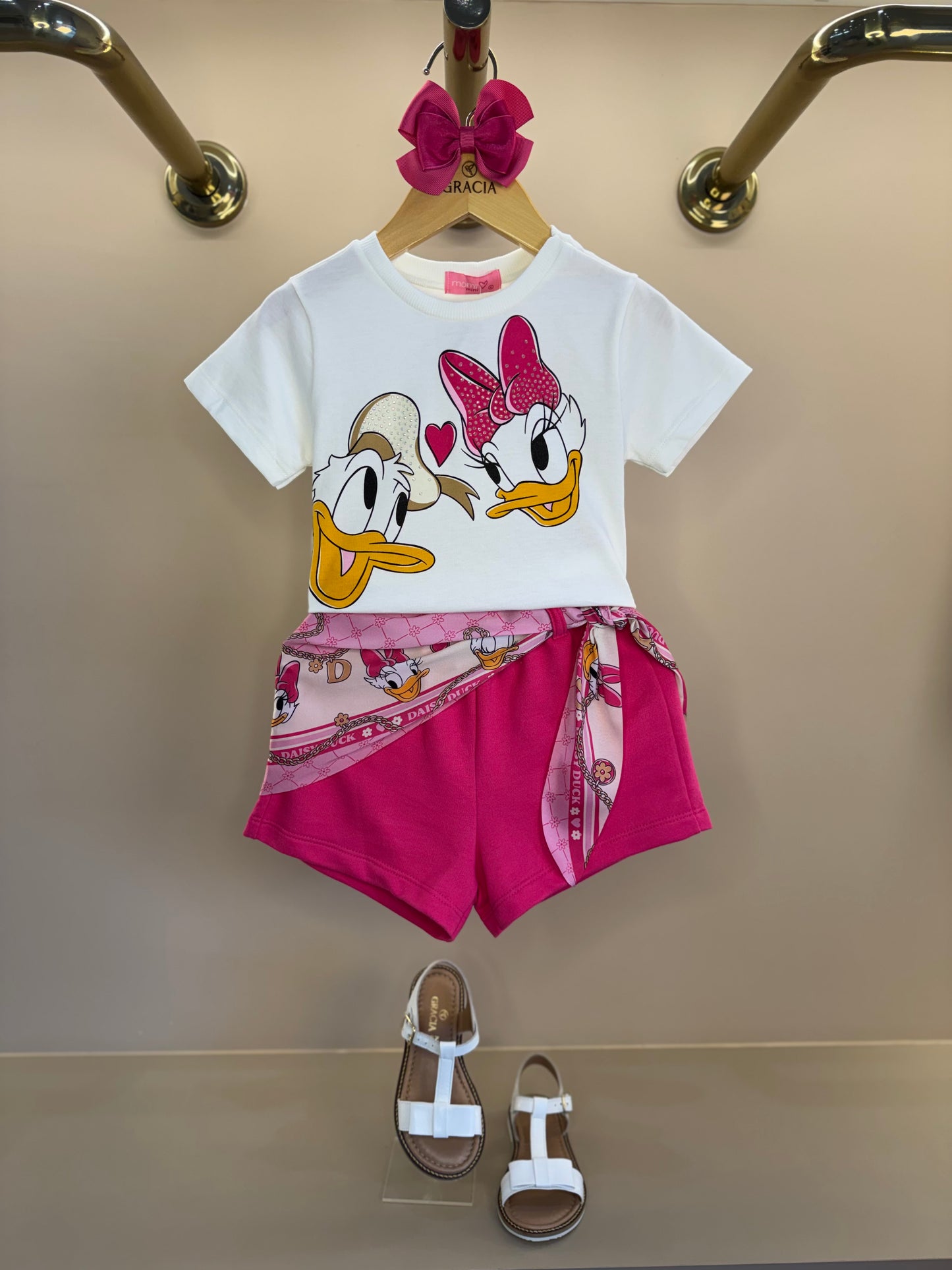 Conjunto Infantil Blusa Daisy & Donald com Shorts Lenço Rosa - Momi