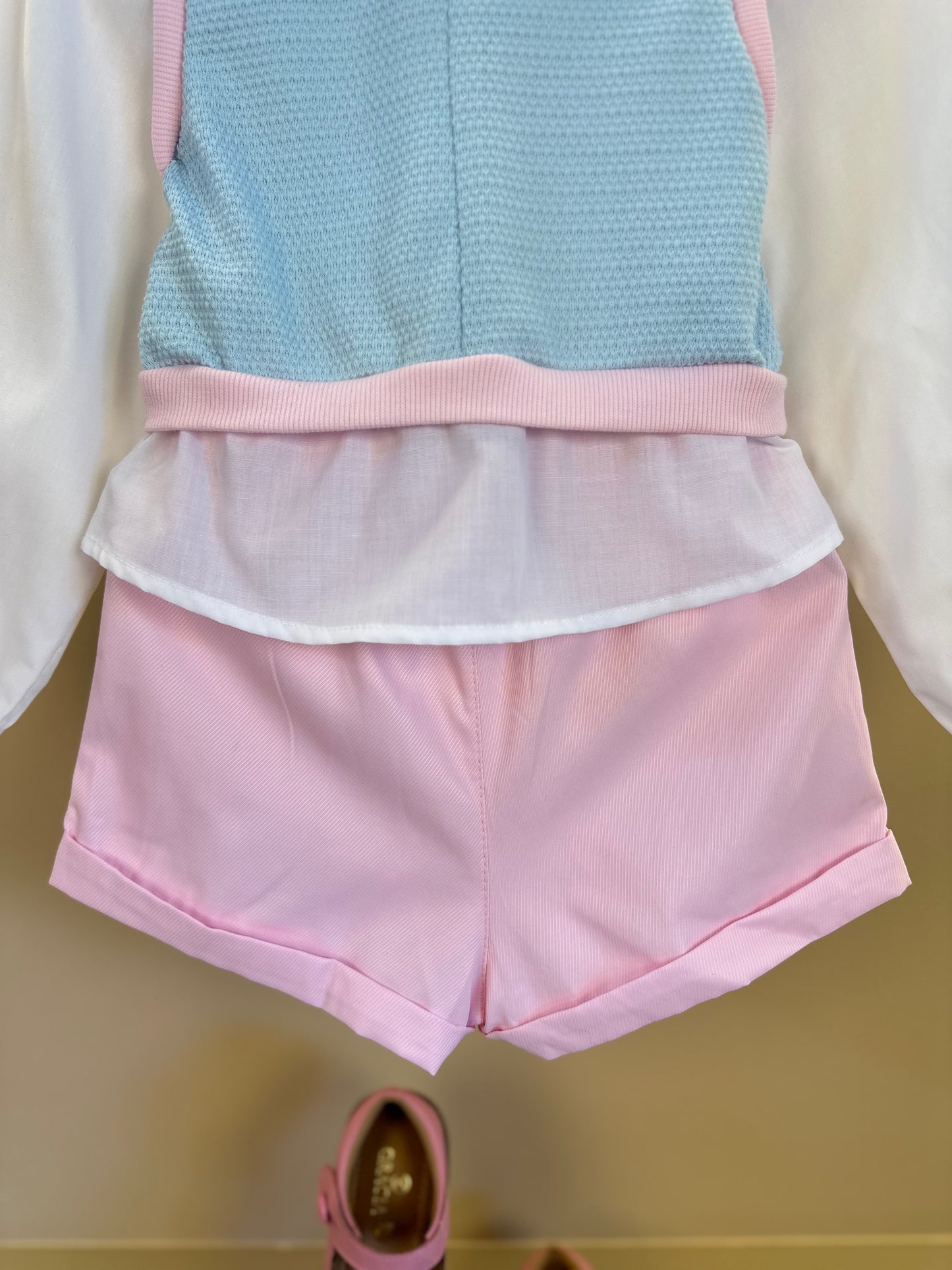 Conjunto Infantil Blusa ML com Tricot Azul Ursinho Cristal e Shorst Rosa - Gabriela Aquarela