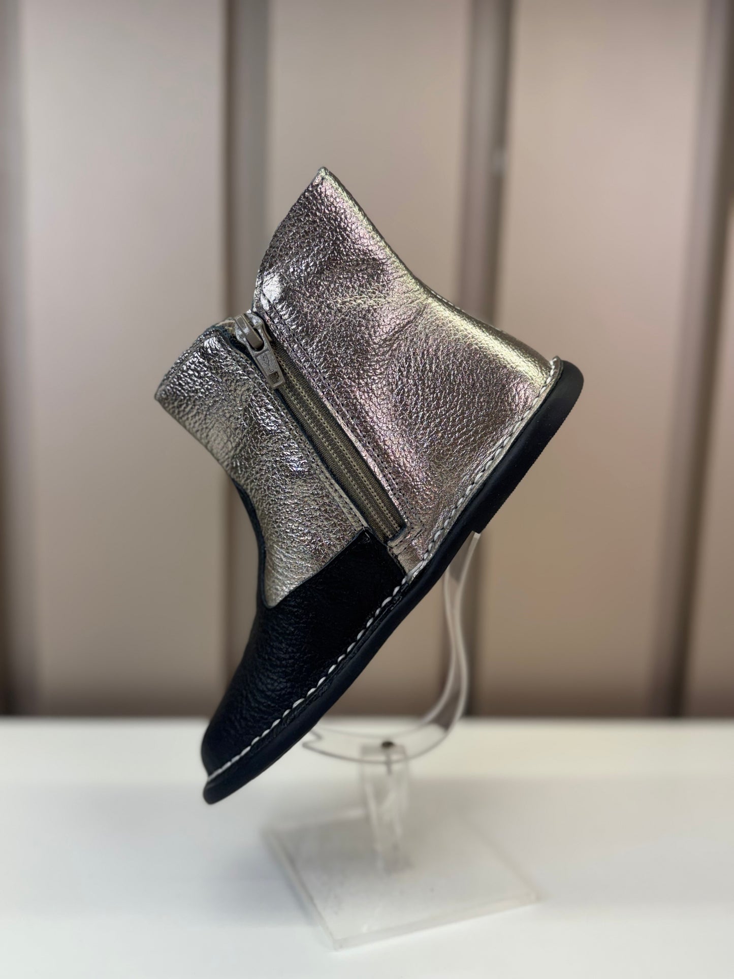 Bota Infantil Galáxia Preto e Metal - Petit Cheval