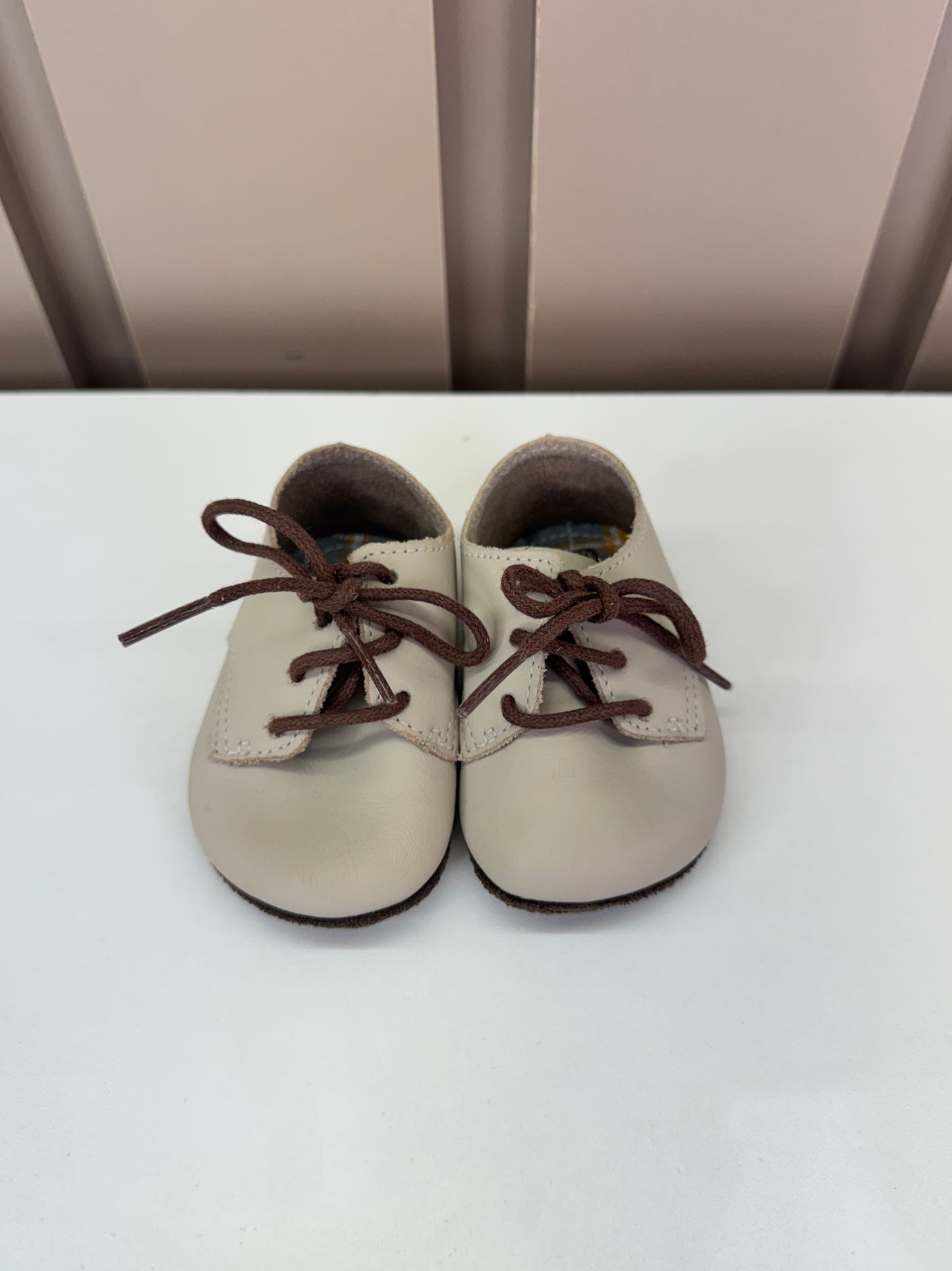 Sapato Bebê Balão Couro Areia - Petit Cheval