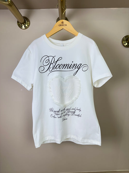 Blusa Teen T-Shirt Blooming Pérola - Authoria