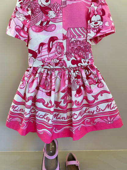 Conjunto Infantil  Blusa Minnie Mundo e Saia Minnie - Animê