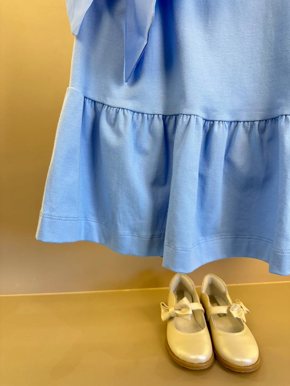 Vestido Infantil Azul Claro Laços Laterais Babado Na Barra - Animê