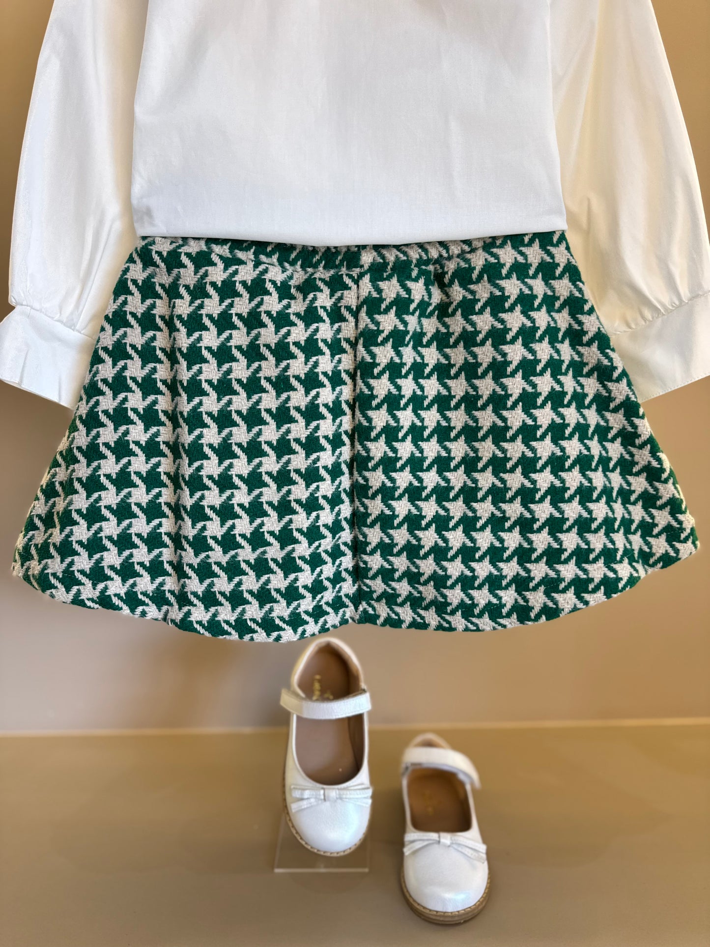 Conjunto Infantil Trio Casaco Tweed Xadrez, Camisa Gola Babados Rendas e Saia Tweed Xadrez - Animê