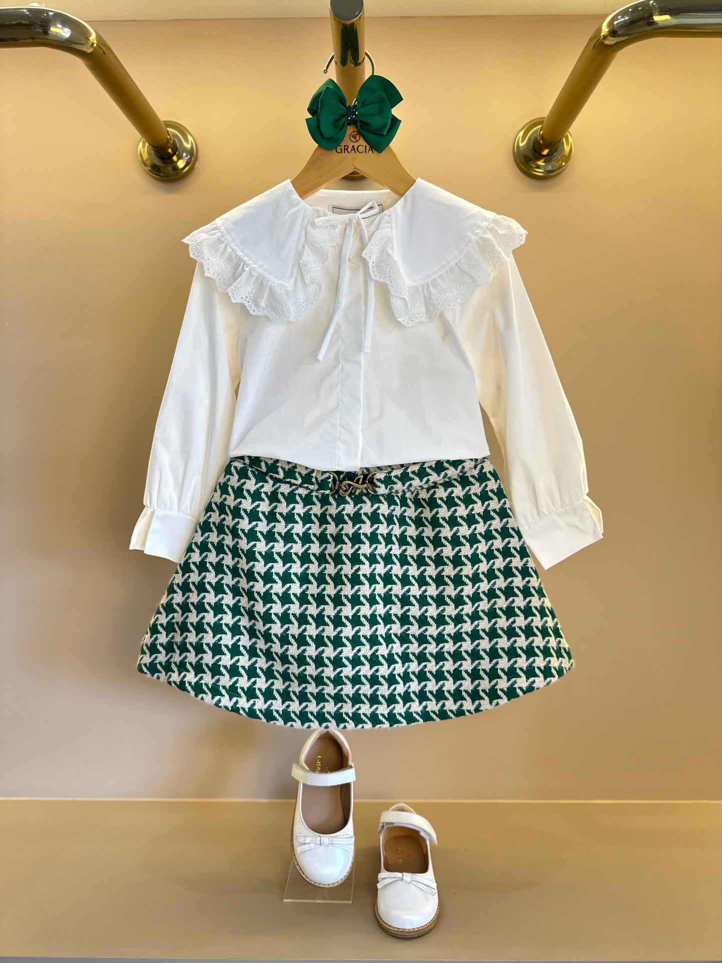 Conjunto Infantil Trio Casaco Tweed Xadrez, Camisa Gola Babados Rendas e Saia Tweed Xadrez - Animê