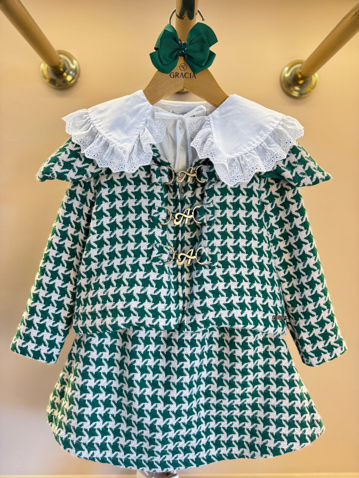 Conjunto Infantil Trio Casaco Tweed Xadrez, Camisa Gola Babados Rendas e Saia Tweed Xadrez - Animê