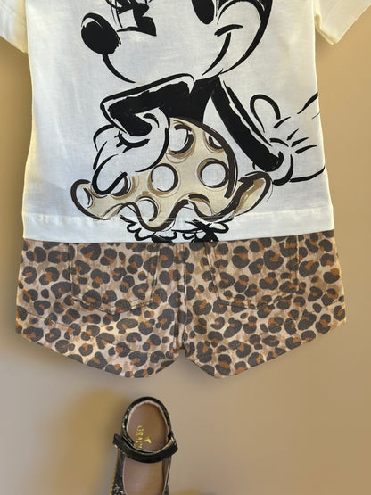 Conjunto Infantil Blusa Minnie Lacinho e Shorts Sarja Animal Print - Animê